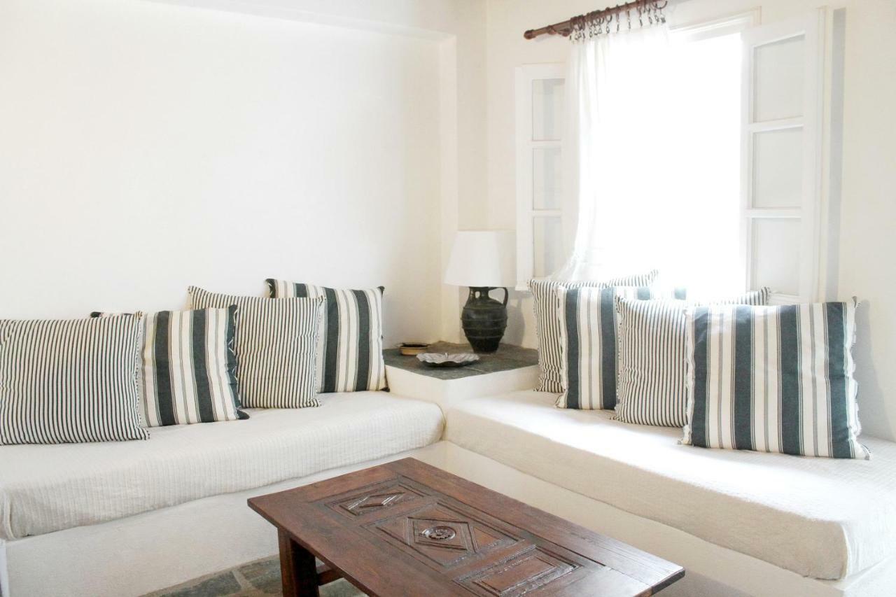 Two Houses Lighthouse Apartment Fanari  Bagian luar foto